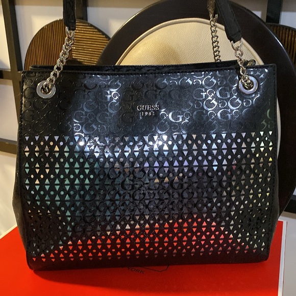 Guess bag brand new. - Picture 8 of 8